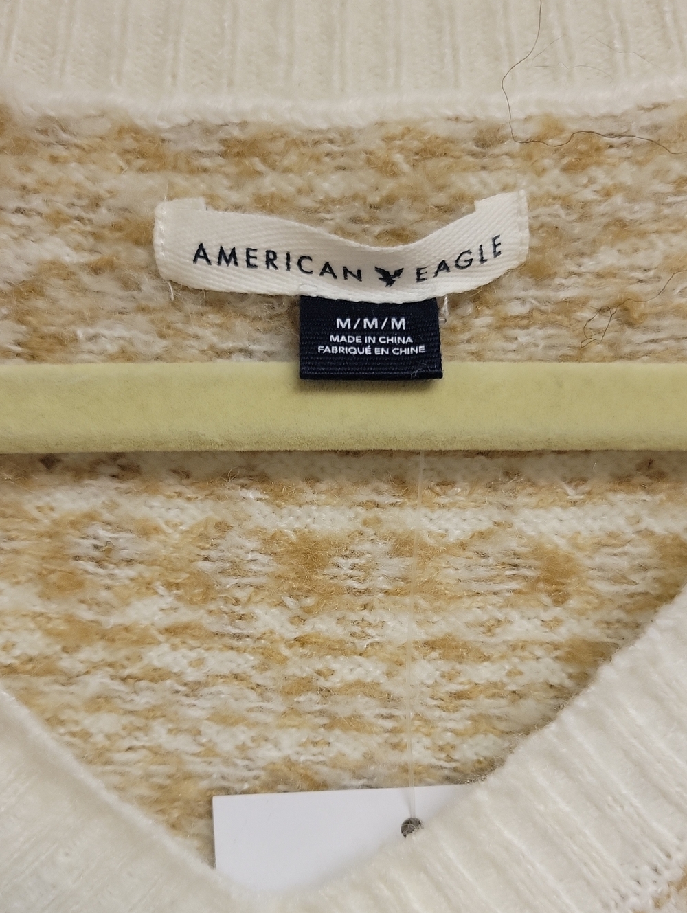 American Eagle V-Neck Fair Isle Sweater Cream & Tan Medium New Fall. Cozy Soft - Picture 2 of 5